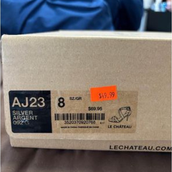 Le Chateau Size 8 Heels - Picture 3 of 3